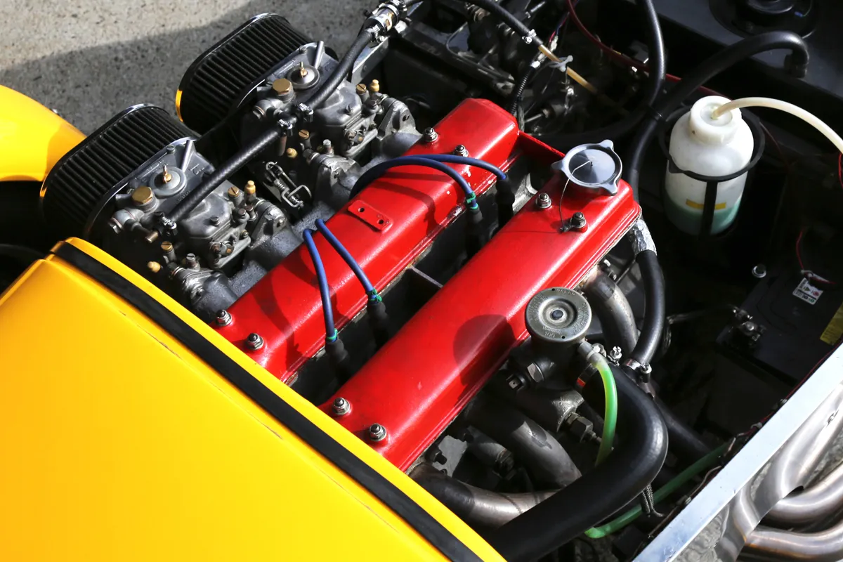 LOTUS TWINCAM