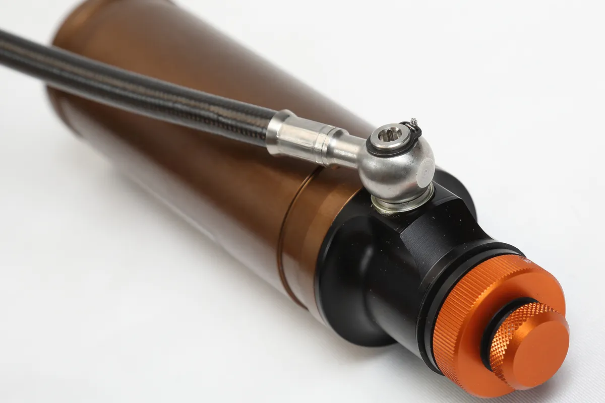 アラゴスタ・3WAYサスペンション②