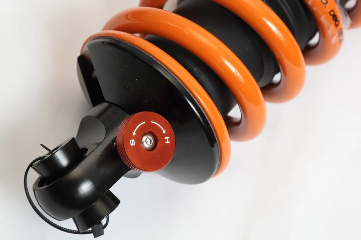 アラゴスタ・3WAYサスペンション③