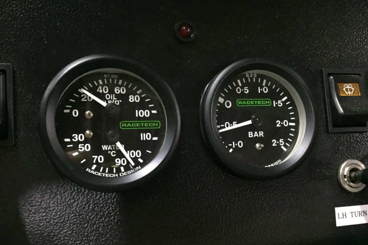 ブーストメーター＆水温/油圧計