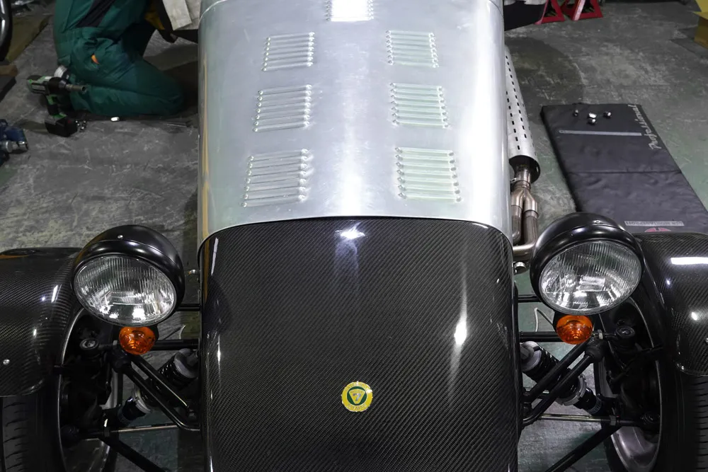 施工前のケータハム