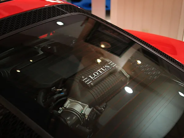 LOTUS エンジンルーム