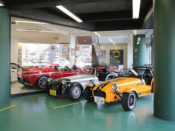 駐車場&展示スペース