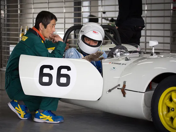 レースサポート