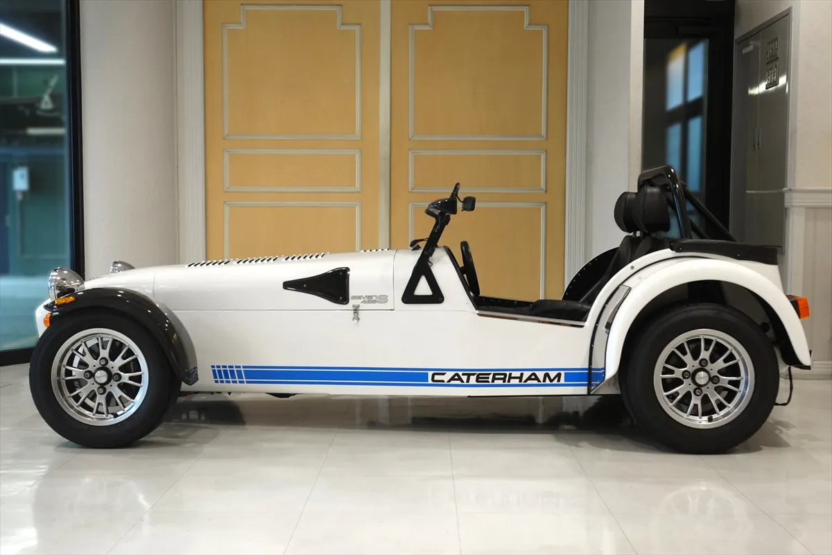 CATERHAM SUPER SEVEN 480 S クリスタラインホワイト（中古車