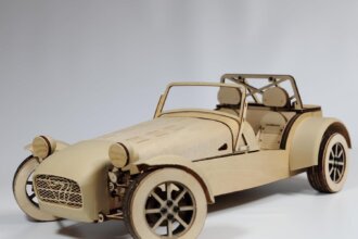 ケーターハム セブン 木製模型組み立てキット