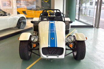 理屈抜きで楽しめる一台　― CATERHAM ROADSPORT 200 ―
